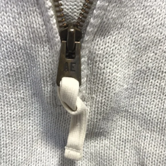 Men’s American Eagle Outfitters 100% cotton cream and grey 1/4 zip sweater - Picture 4 of 8